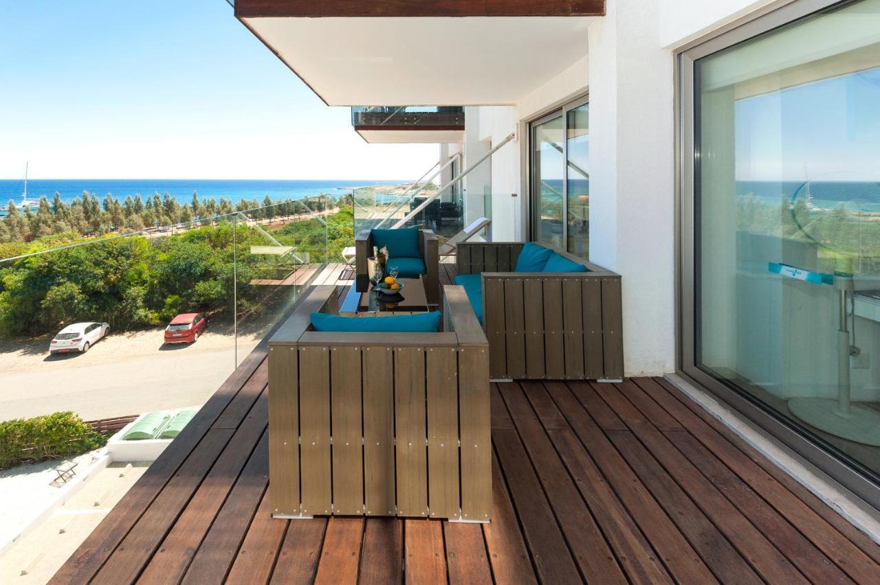 Apartment Marina - Beachfront Protaras Exteriör bild