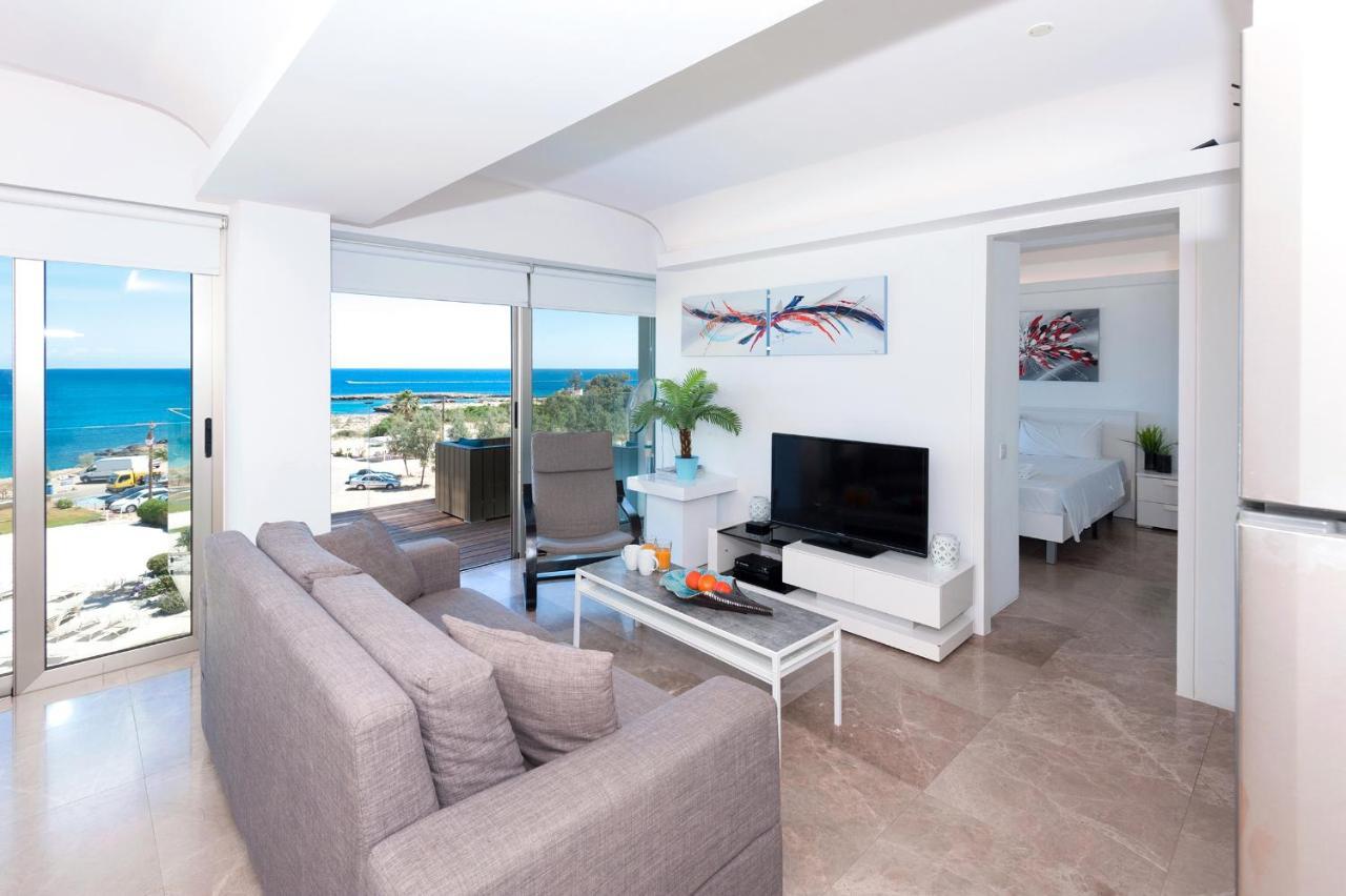 Apartment Marina - Beachfront Protaras Exteriör bild