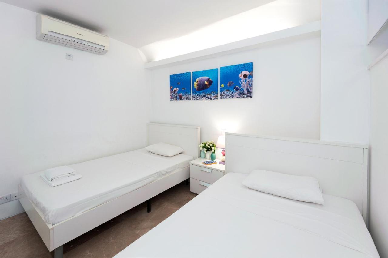 Apartment Marina - Beachfront Protaras Exteriör bild