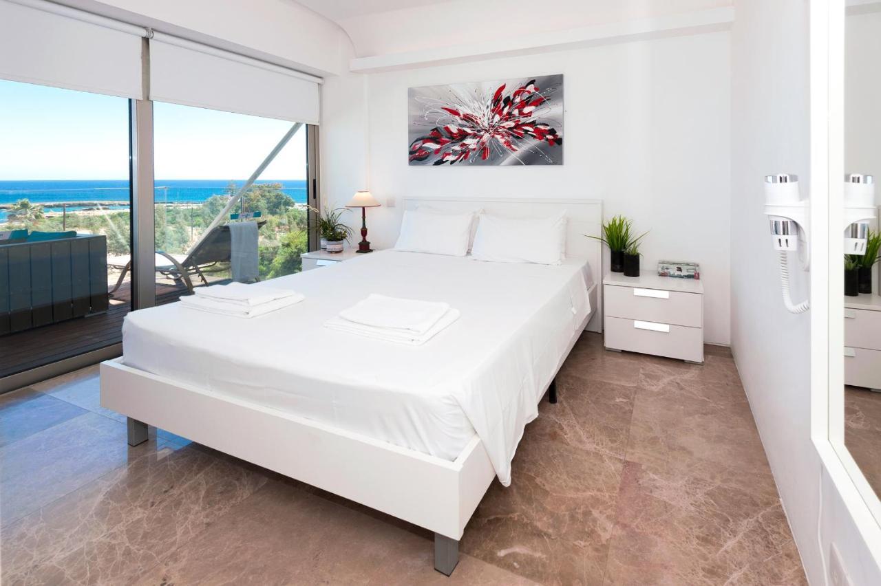 Apartment Marina - Beachfront Protaras Exteriör bild